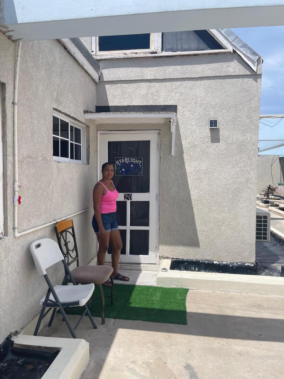Oceanfront Condo W/ Free Parking + High Speed Wifi 内格里尔 外观 照片