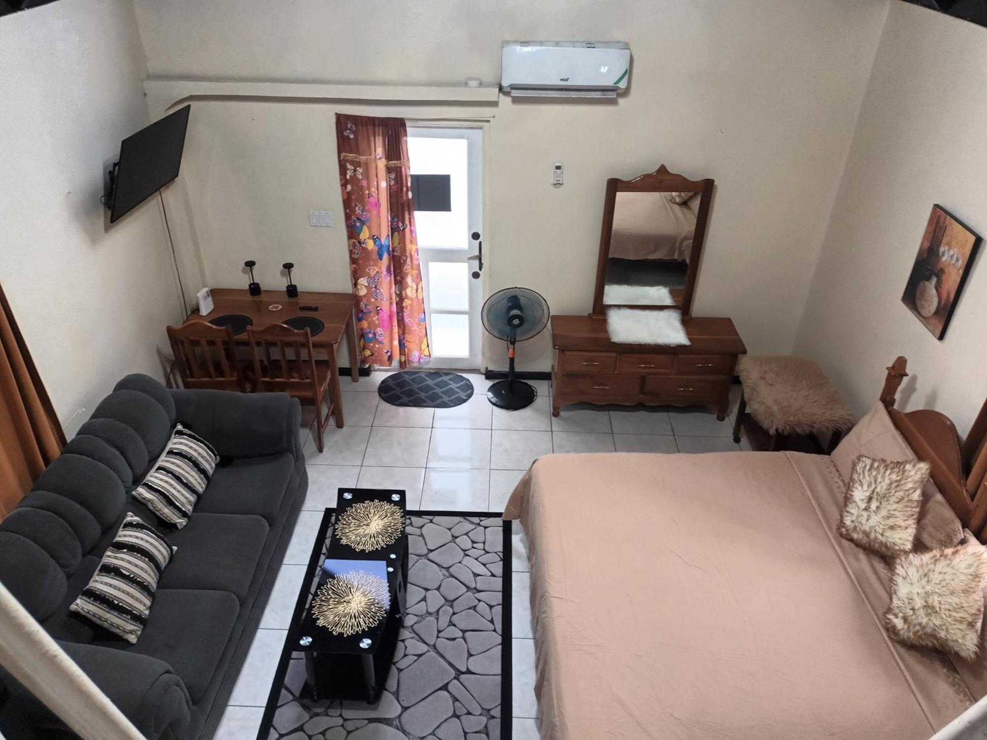 Oceanfront Condo W/ Free Parking + High Speed Wifi 内格里尔 外观 照片